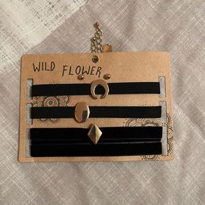 3 chokers w/ earrings